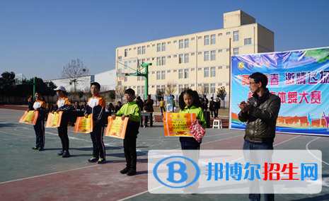 武功縣代家中學(xué)2020年報名條件、招生要求、招生對象