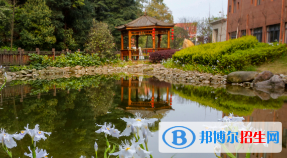萍鄉(xiāng)衛(wèi)生職業(yè)學(xué)院?jiǎn)握?020年單獨(dú)招生報(bào)名條件、招生要求、招生對(duì)象