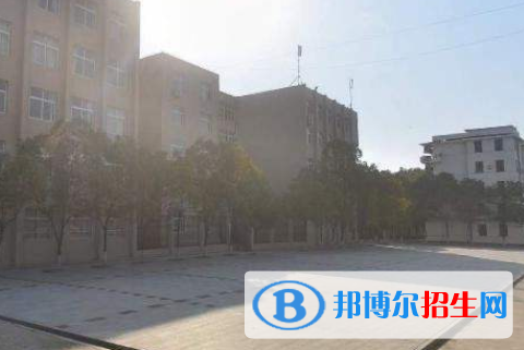 黃岡實驗技工學(xué)校3