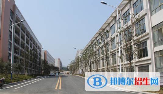 九江2020年200分能上鐵路學(xué)校嗎