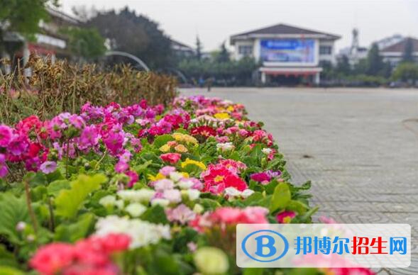 重慶海聯(lián)職業(yè)技術(shù)學(xué)院2020年招生辦聯(lián)系電話