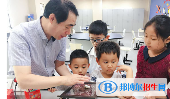 北京明誠(chéng)外國(guó)語(yǔ)學(xué)校初中部2020年招生簡(jiǎn)章