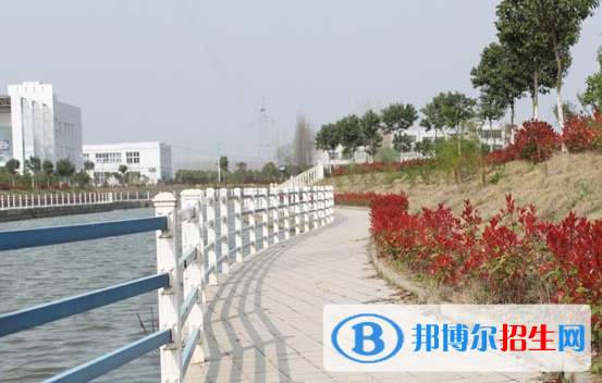 天門職業(yè)學(xué)院8