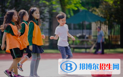 成都青苗國(guó)際雙語(yǔ)學(xué)校初中部網(wǎng)站網(wǎng)址