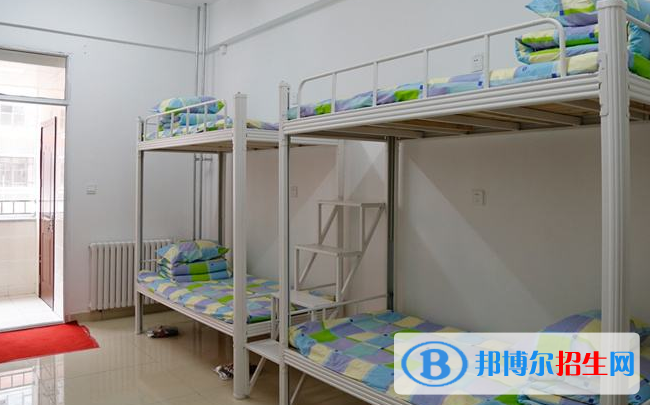 富平迤山中學(xué)2020年宿舍條件