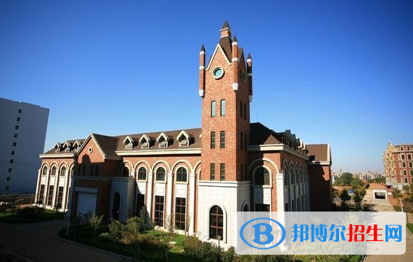 牛津國(guó)際公學(xué)成都學(xué)校初中部怎么樣、好不好