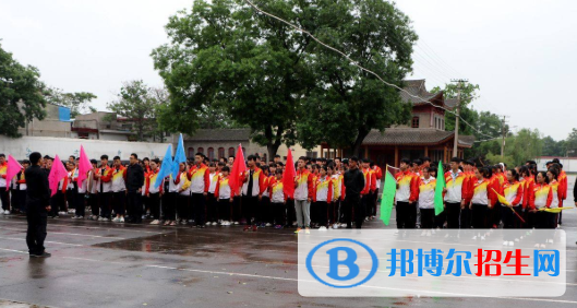 富平立誠中學(xué)2020年招生辦聯(lián)系電話