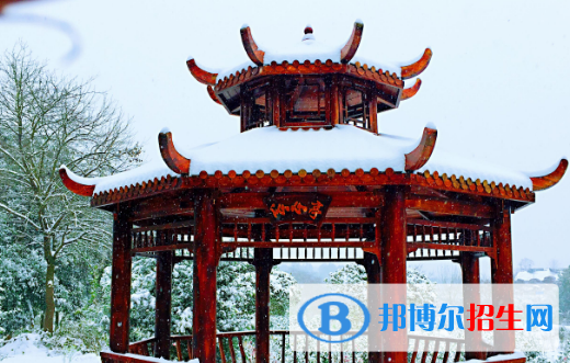 江西楓林涉外經(jīng)貿(mào)職業(yè)學(xué)院怎么樣、好不好