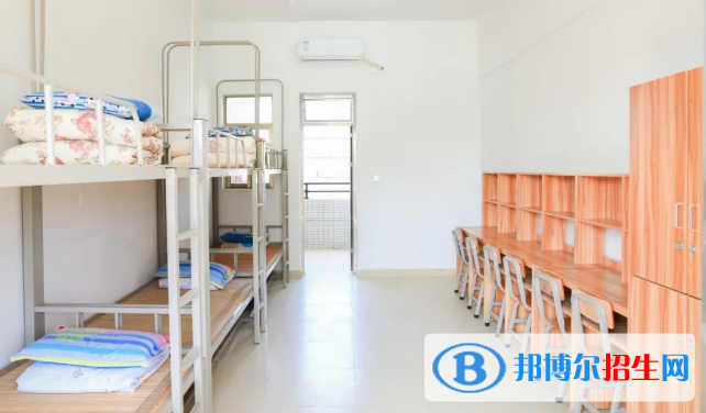 惠州華科職業(yè)高級(jí)中學(xué)2020年宿舍條件