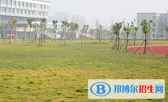 安徽蚌埠技師學(xué)院2020年報名條件、招生要求、招生對象 