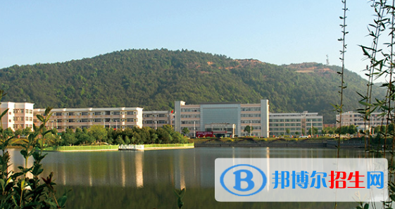 江西西山國際學校小學部2020年招生辦聯(lián)系電話