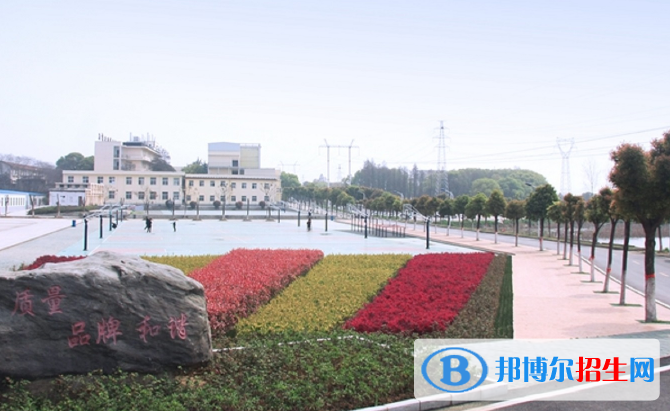 湖北鐵道運輸職業(yè)學(xué)院4