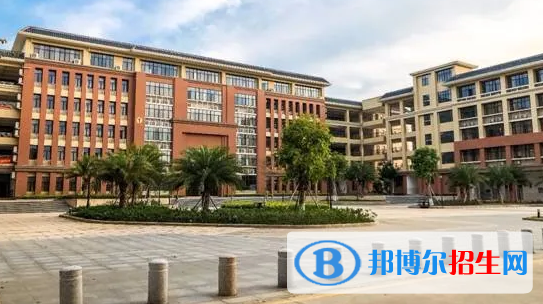 廣州華南商貿(mào)職業(yè)學(xué)院2020年報(bào)名條件、招生要求、招生對(duì)象