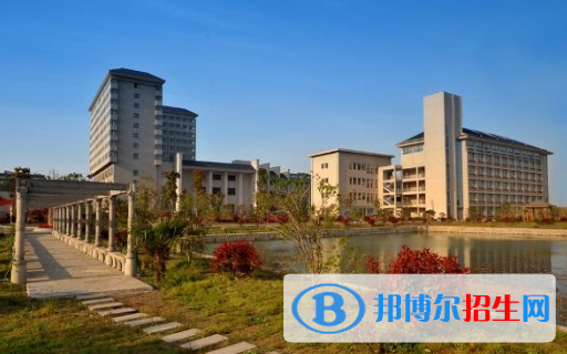 民辦合肥經(jīng)濟(jì)技術(shù)職業(yè)學(xué)院2020年報(bào)名條件、招生要求、招生對(duì)象
