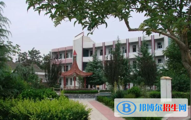 黑池中學(xué)2020年學(xué)費(fèi)、收費(fèi)多少