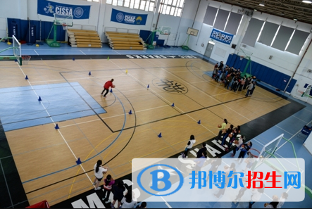 上海民辦中芯學(xué)校小學(xué)部2020年學(xué)費(fèi)、收費(fèi)多少