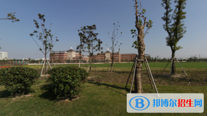 上?；蒽`頓國際學校小學部網站網址
