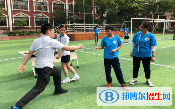 上海燎原雙語學(xué)校小學(xué)部2020年學(xué)費(fèi)、收費(fèi)多少