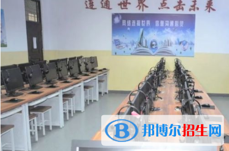寶塔區(qū)第二中學(xué)網(wǎng)站網(wǎng)址