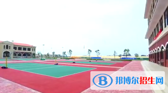 美林湖國際學(xué)校怎么樣、好不好