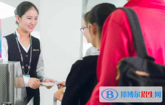 湖北2020年哪個學(xué)校有航空服務(wù)學(xué)校
