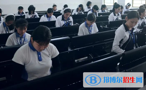 惠州新華職業(yè)技術(shù)學校2020年招生辦聯(lián)系電話
