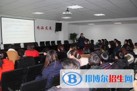 河南實(shí)驗(yàn)學(xué)校英才國(guó)際小學(xué)2020年報(bào)名條件、招生要求、招生對(duì)象
