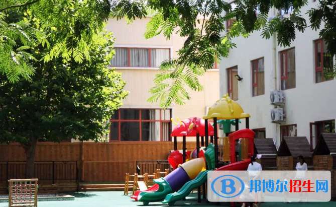 青島銀河學(xué)校小學(xué)部2020年學(xué)費(fèi)、收費(fèi)多少