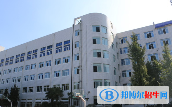 長沙麓山國際實驗學校小學部2020年招生辦聯(lián)系電話