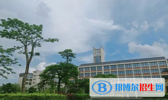 惠州衛(wèi)生職業(yè)技術(shù)學(xué)院2020年報(bào)名條件、招生要求、招生對(duì)象