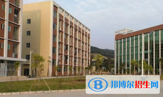 龍門縣職業(yè)技術(shù)學(xué)校2020年報(bào)名條件、招生要求、招生對(duì)象