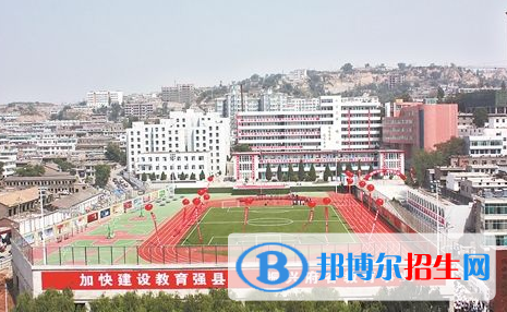  榆林府谷中學(xué)2020年招生辦聯(lián)系電話