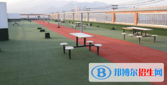 吳堡中學(xué)2020年學(xué)費(fèi)、收費(fèi)多少