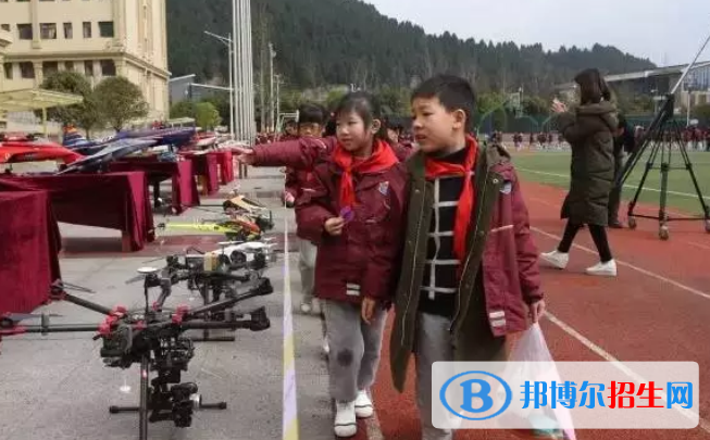 遂寧卓同國際學(xué)校小學(xué)部2020年招生辦聯(lián)系電話