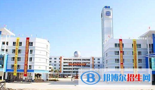 ?？诘谝恢袑W2020年學費、收費多少