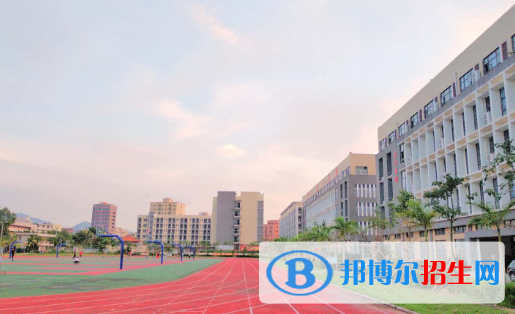 惠州華達技工學(xué)校2020年招生辦聯(lián)系電話