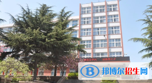 淮北市杜集區(qū)中等專業(yè)學(xué)校2020年報(bào)名條件、招生要求、招生對(duì)象 