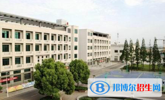 濉溪職業(yè)技術學校2020年報名條件、招生要求、招生對象