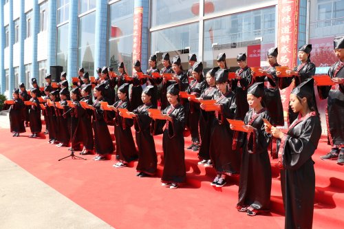 民辦明達(dá)職業(yè)技術(shù)學(xué)院2020年報(bào)名條件、招生要求、招生對(duì)象