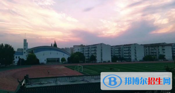 江蘇侯集中學(xué)2021年招生簡(jiǎn)章