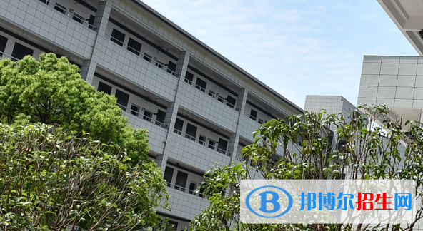 安徽天柱山旅游學(xué)校網(wǎng)站網(wǎng)址 
