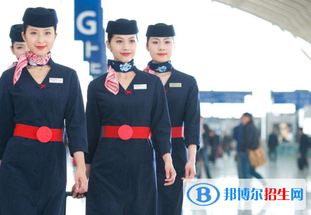 湖北2021年讀什么航空服務(wù)學校好