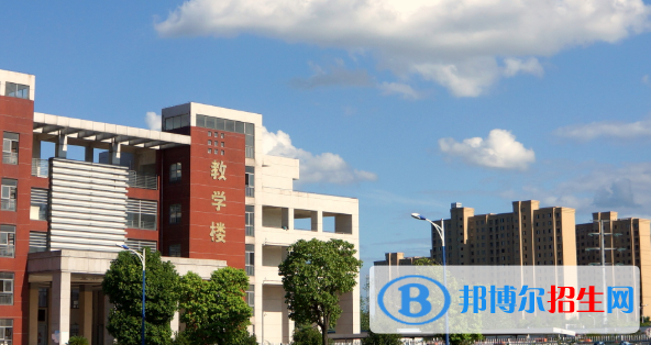 安徽工業(yè)職業(yè)技術(shù)學(xué)院是幾專(zhuān)
