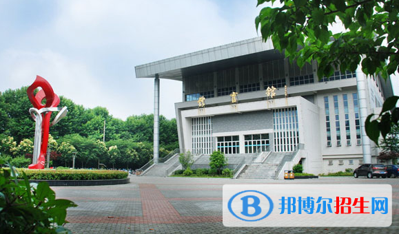 江蘇六合高級中學2021年招生辦聯(lián)系電話