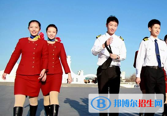 湖北2021年航空服務(wù)學(xué)校包就業(yè)嗎