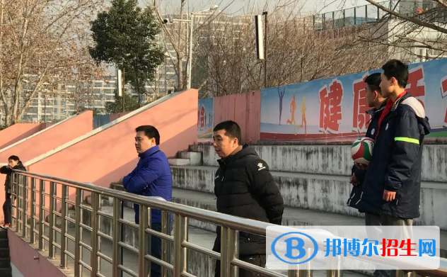 南京行知實(shí)驗(yàn)中學(xué)2021年招生辦聯(lián)系電話