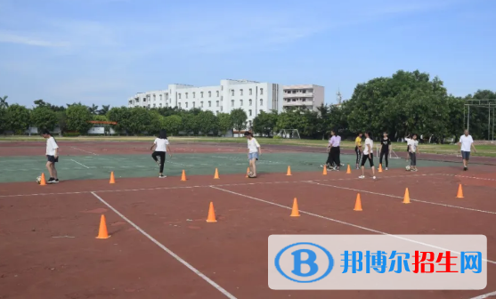吳川職業(yè)高級中學(xué)2021年報(bào)名條件、招生要求、招生對象