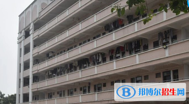 吳川職業(yè)高級中學(xué)網(wǎng)站網(wǎng)址  