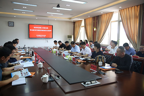 江蘇贛榆中等專業(yè)學(xué)校2021年招生辦聯(lián)系電話