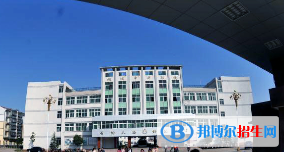 桐城中華職業(yè)學(xué)校2021年報(bào)名條件、招生要求、招生對(duì)象